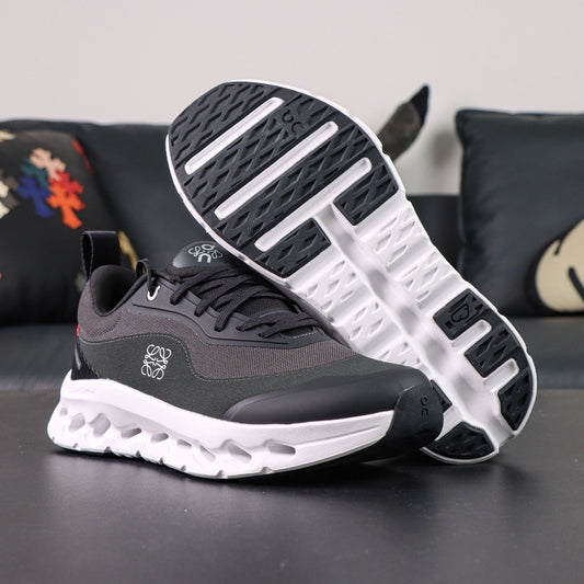 Cloudsurfer Black