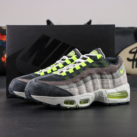 Nike Air Max 95 OG Reverse Gradient Neon