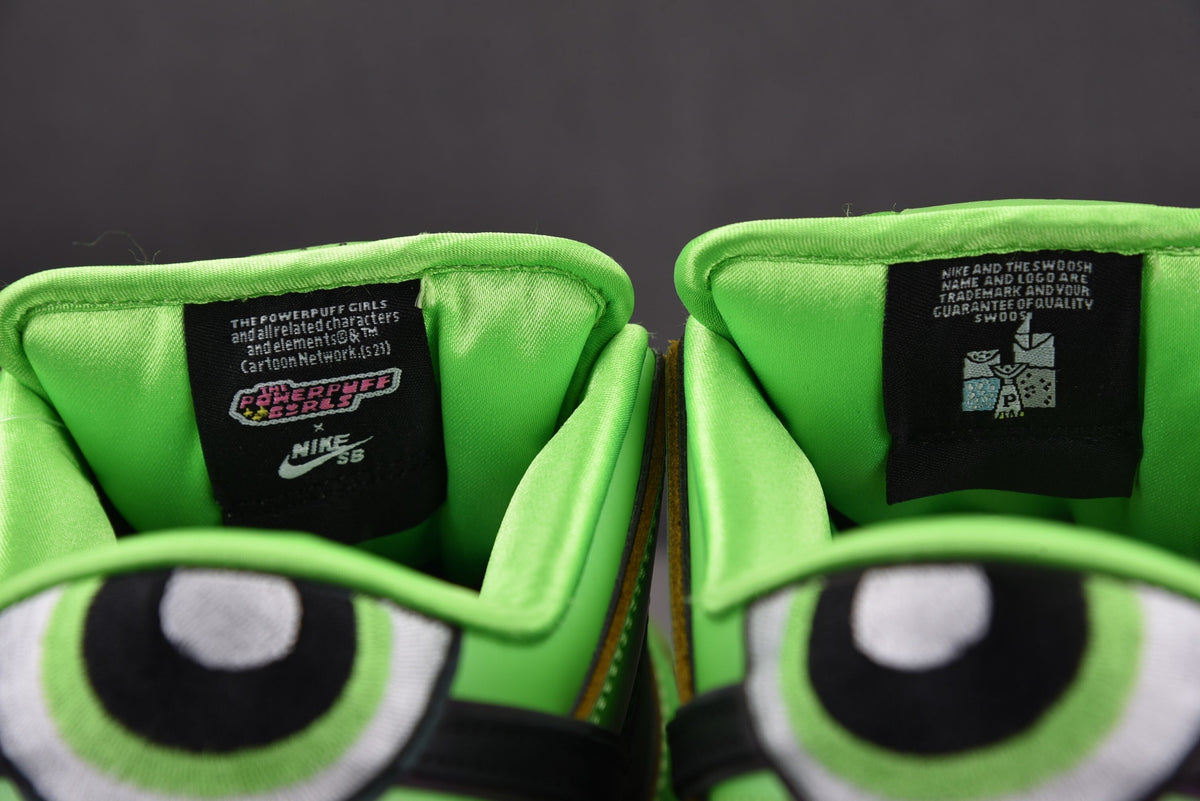 Nike SB Dunk Molly Powerpuff