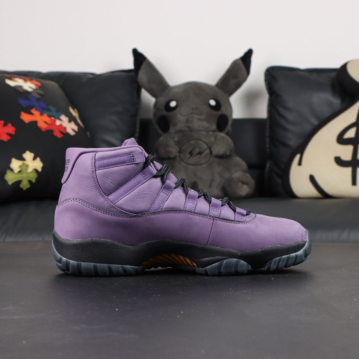 Jordan 11 Retro Mojave