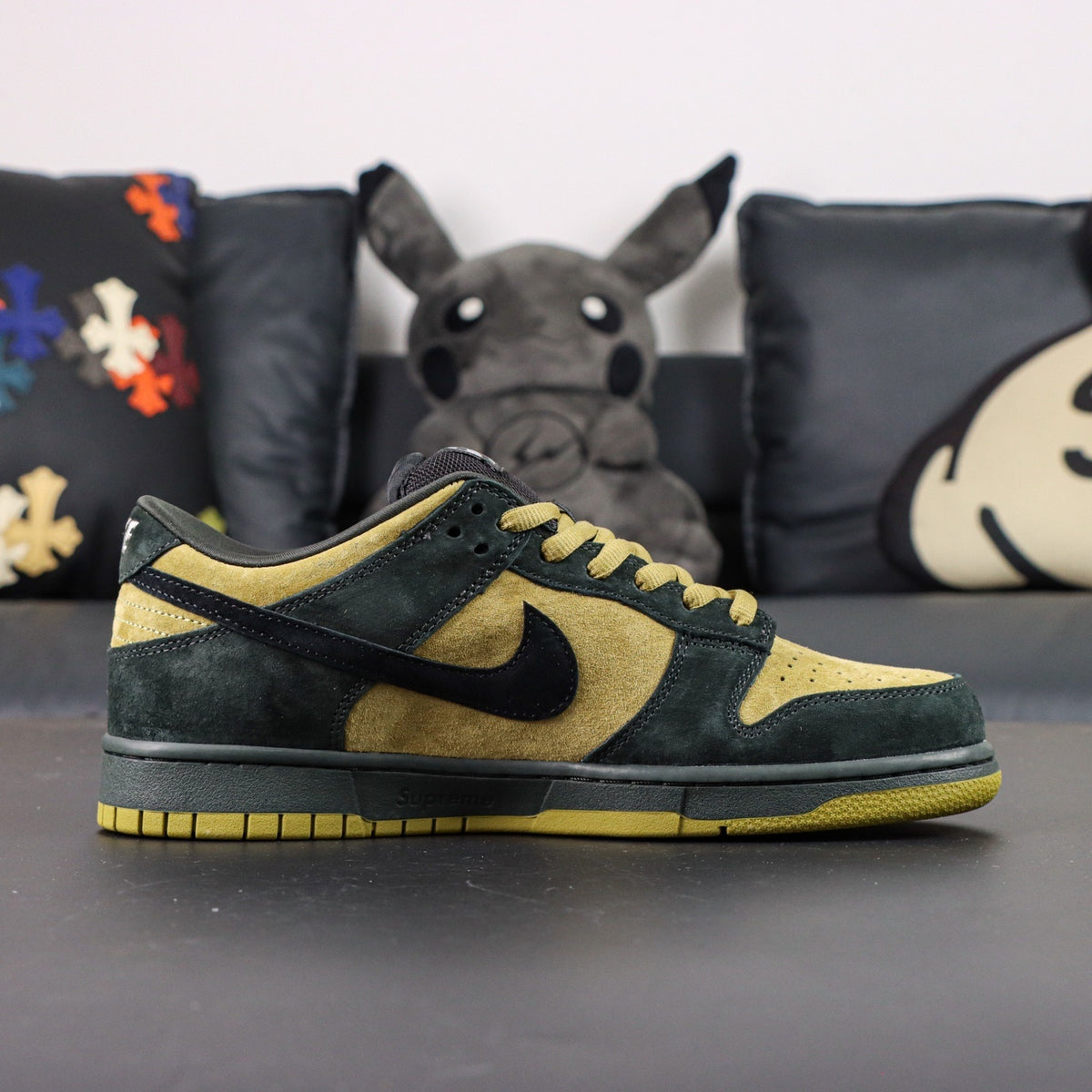 Nike SB Dunk Low Supreme 94 Camper Green