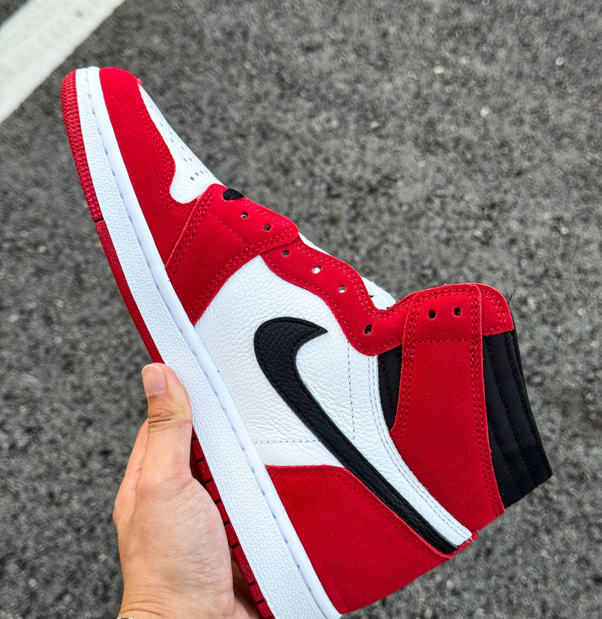 Air Jordan 1 x Travis Scott Retro OG High Chicago