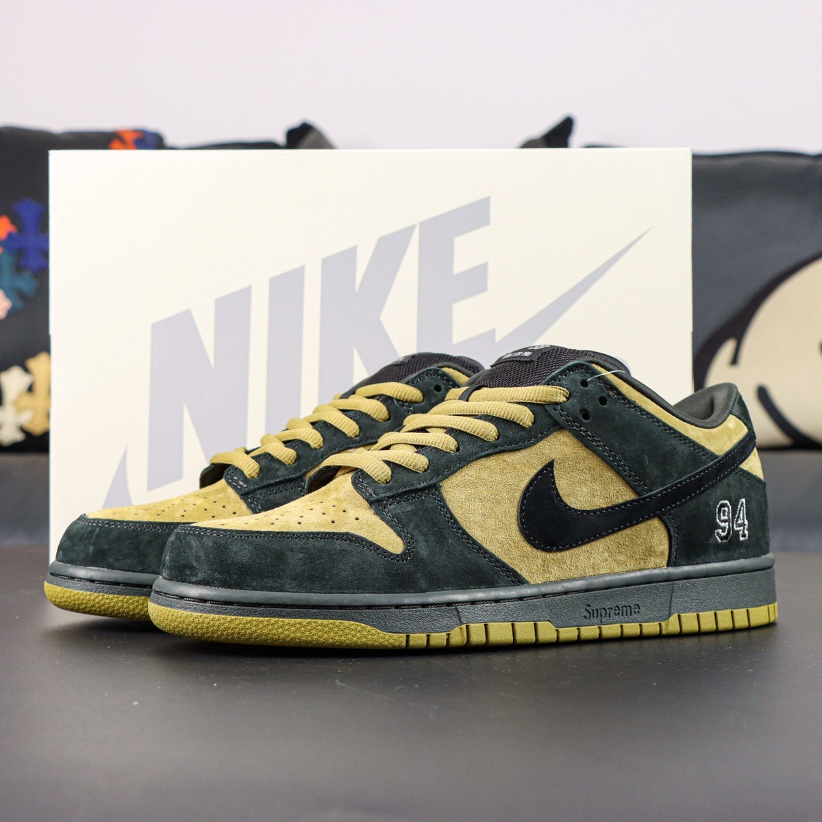 Nike SB Dunk Low Supreme 94 Camper Green