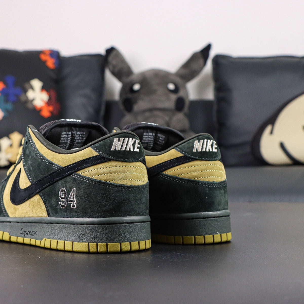 Nike SB Dunk Low Supreme 94 Camper Green