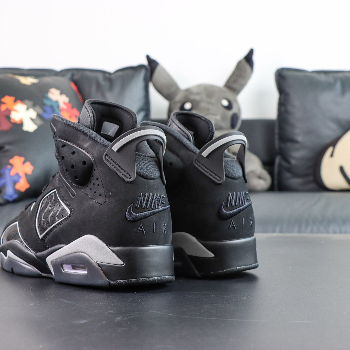 Jordan 6 Retro Cap and Gown