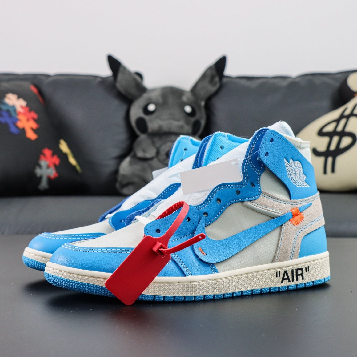 Air Jordan 1 x Off-White Retro OG High University Blue