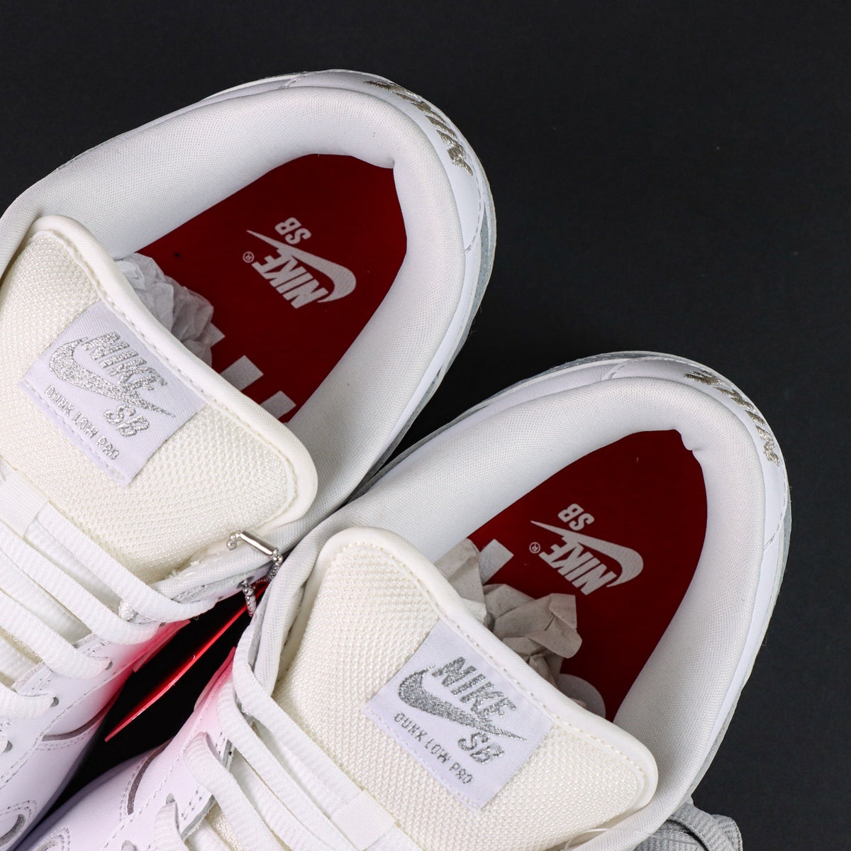 Nike SB Dunk Low Supreme 94 White Metallic Silver
