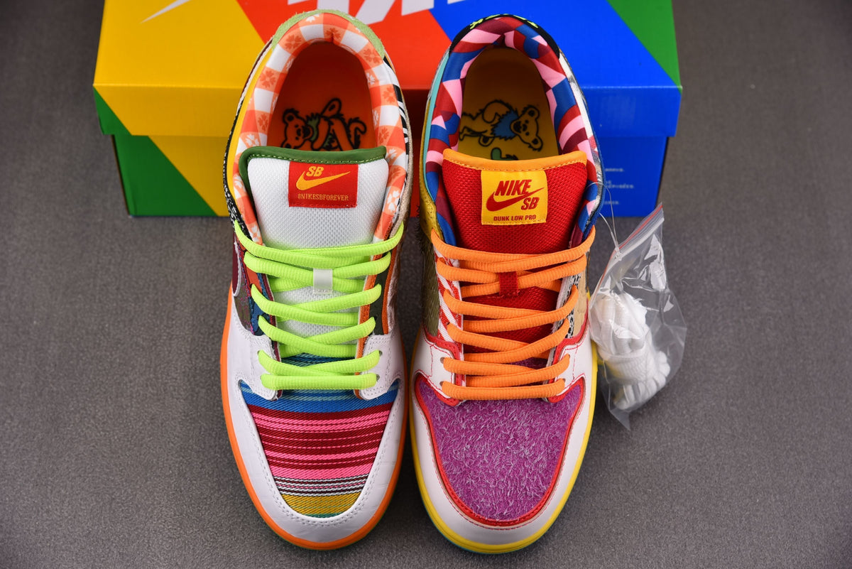 Nike SB Dunk What the Paul