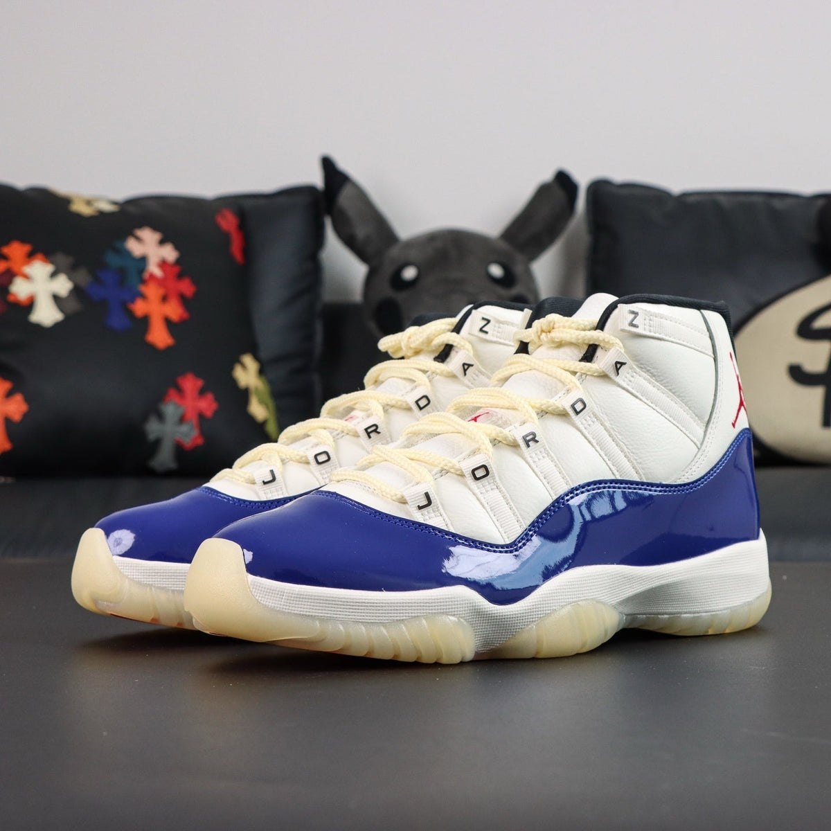 Air Jordan 11  Retro Rare Air [2025]