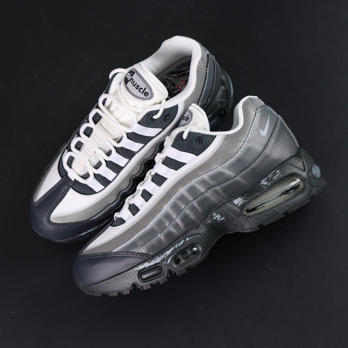 Nike Air Max Muscle 95 Yu-Gi-Oh! Jonouchi (with Promo Card)