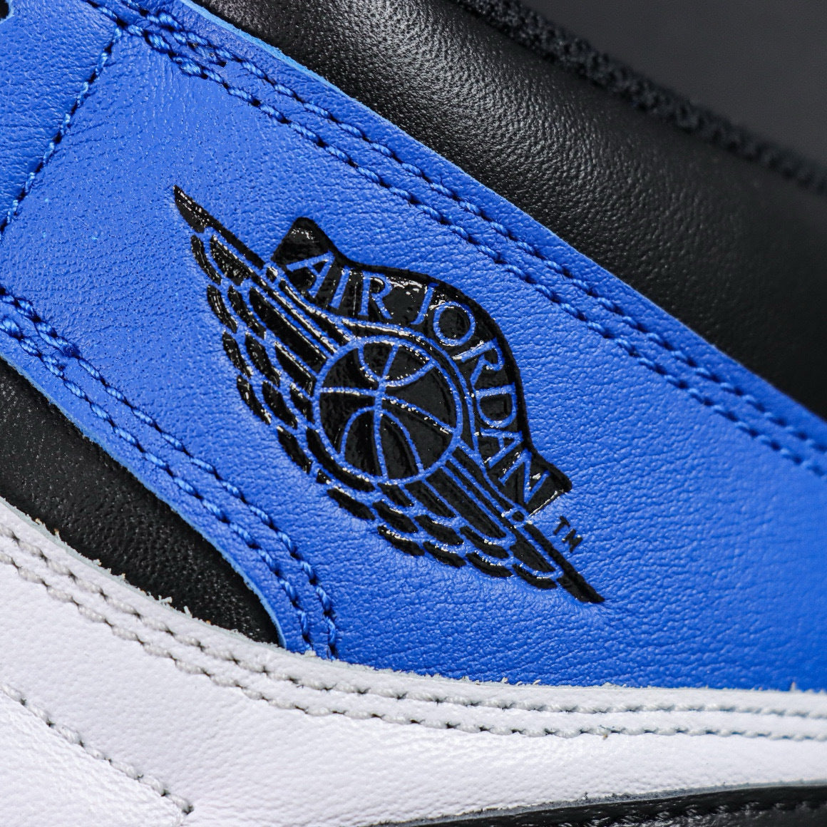 Air Jordan 1 Retro OG High Fragments