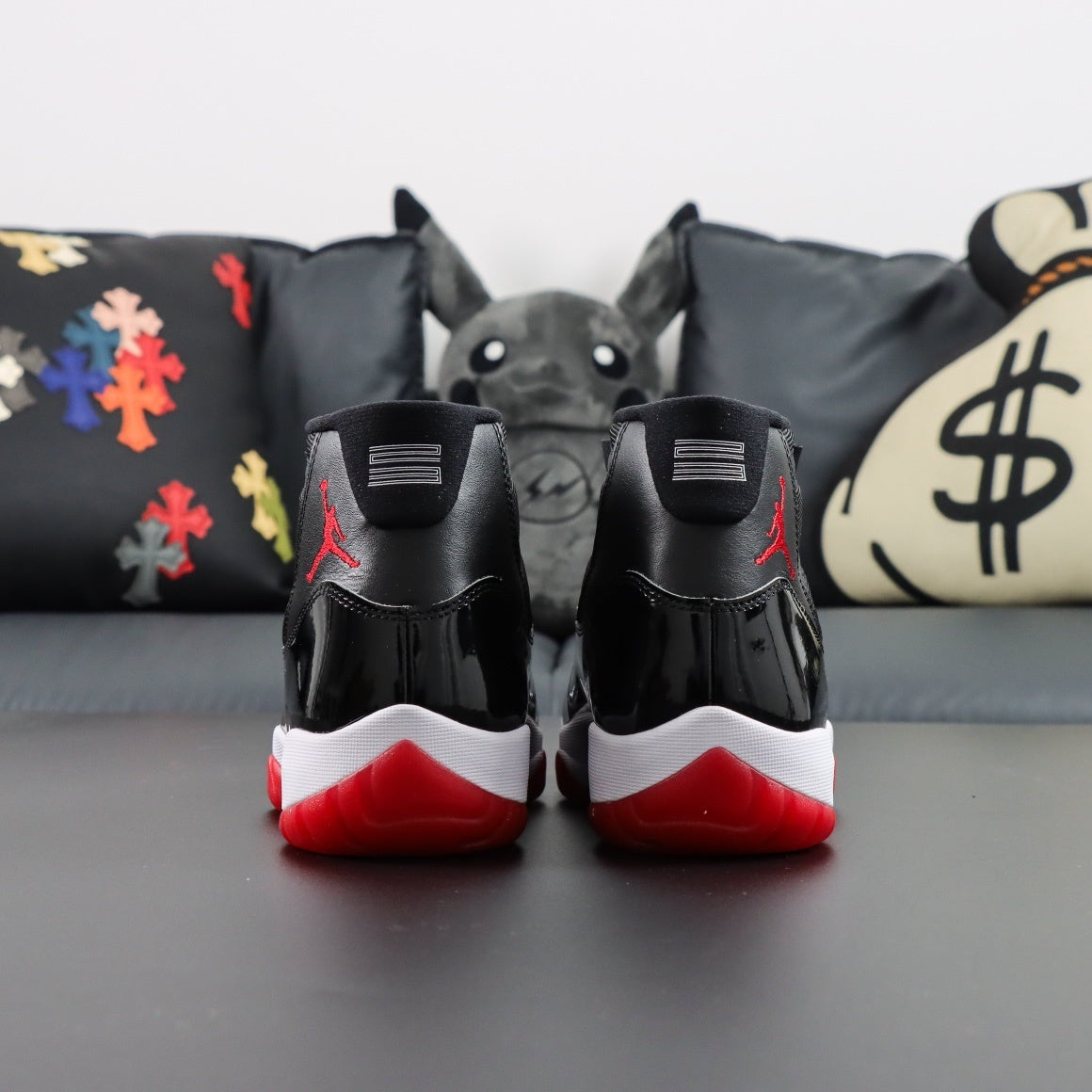 Air Jordan 11 Retro Playoff Bred