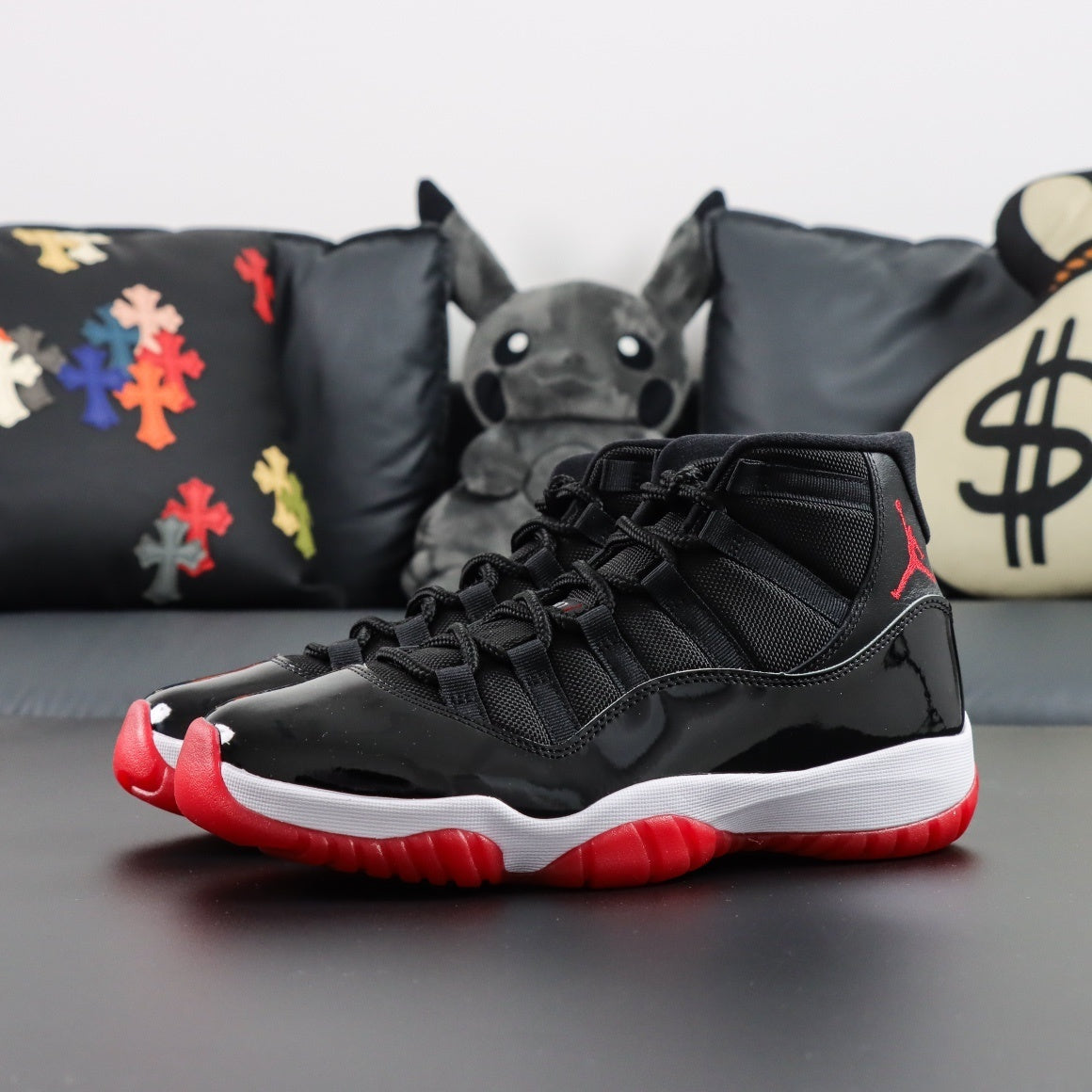 Air Jordan 11 Retro Playoff Bred