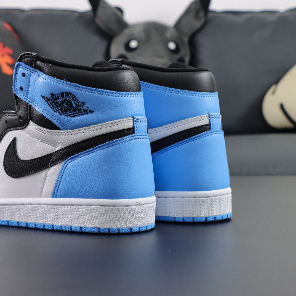 Air Jordan 1 Retro OG High UNC Black Toe