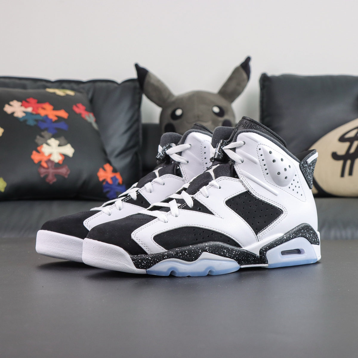Jordan 6 Retro Oreo