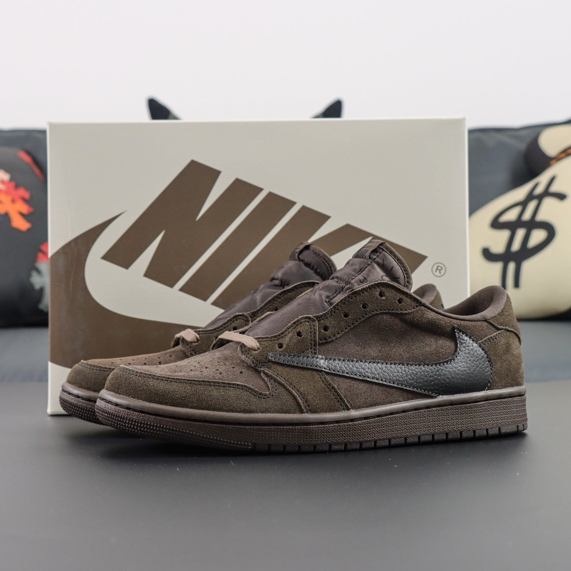 Travis Scott x Air Jordan 1 Low OG Velvet Brown (1-day shipment)