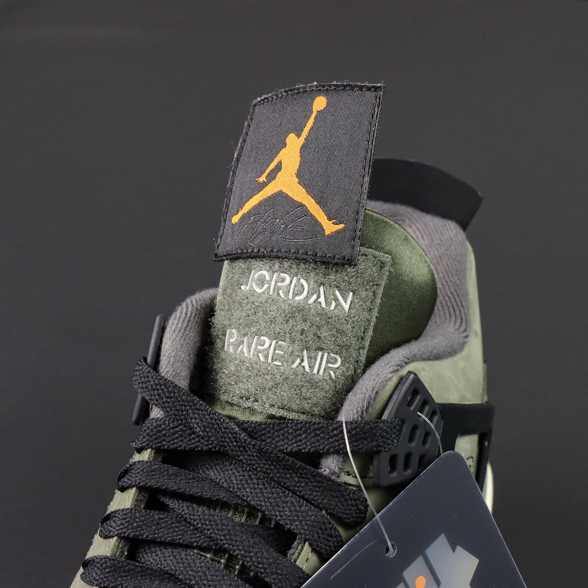 Air Jordan 4 x Undefeated [2025]