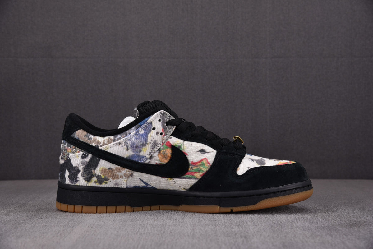 Nike SB Dunk x Supreme