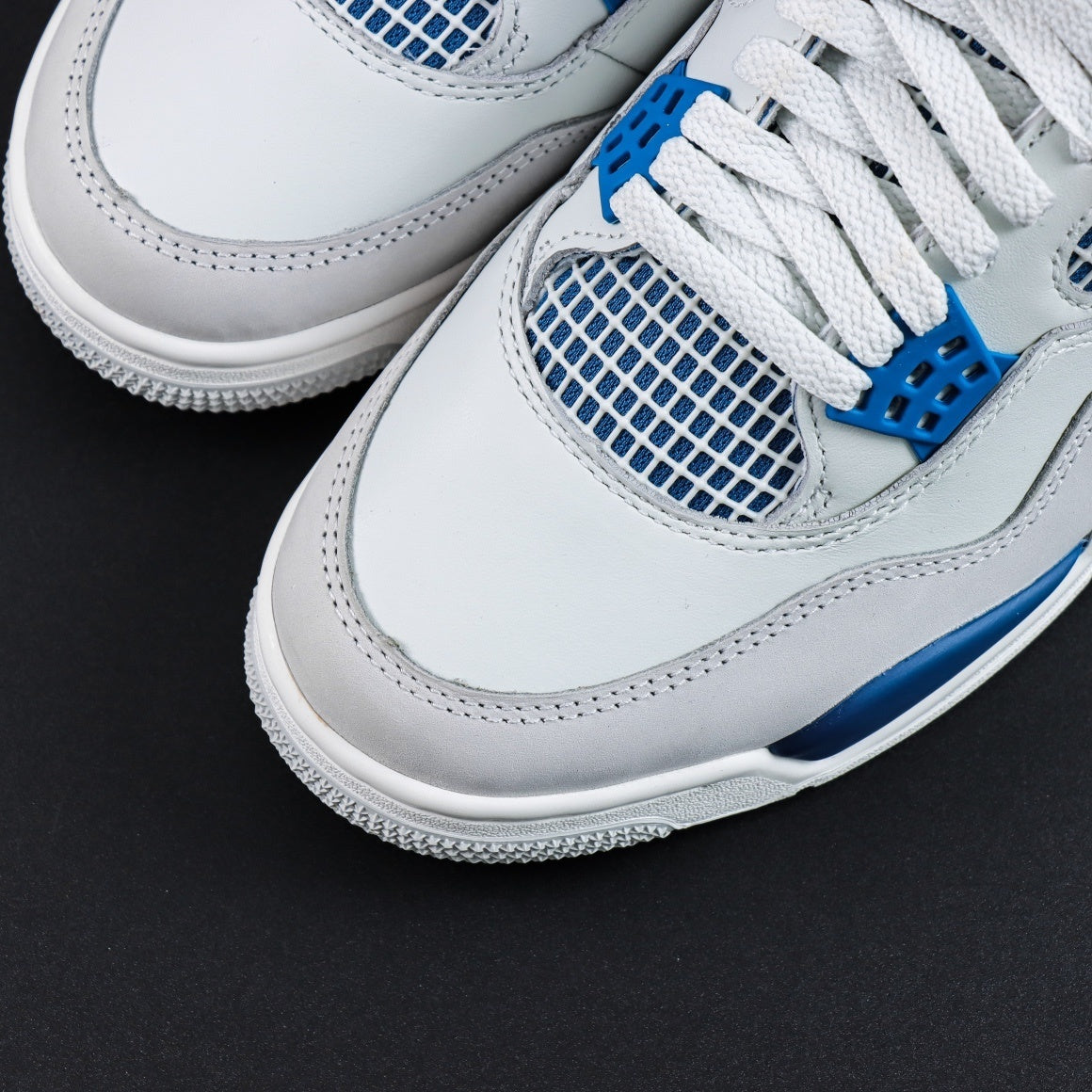 Air Jordan 4 Motorsport Blue [2017]