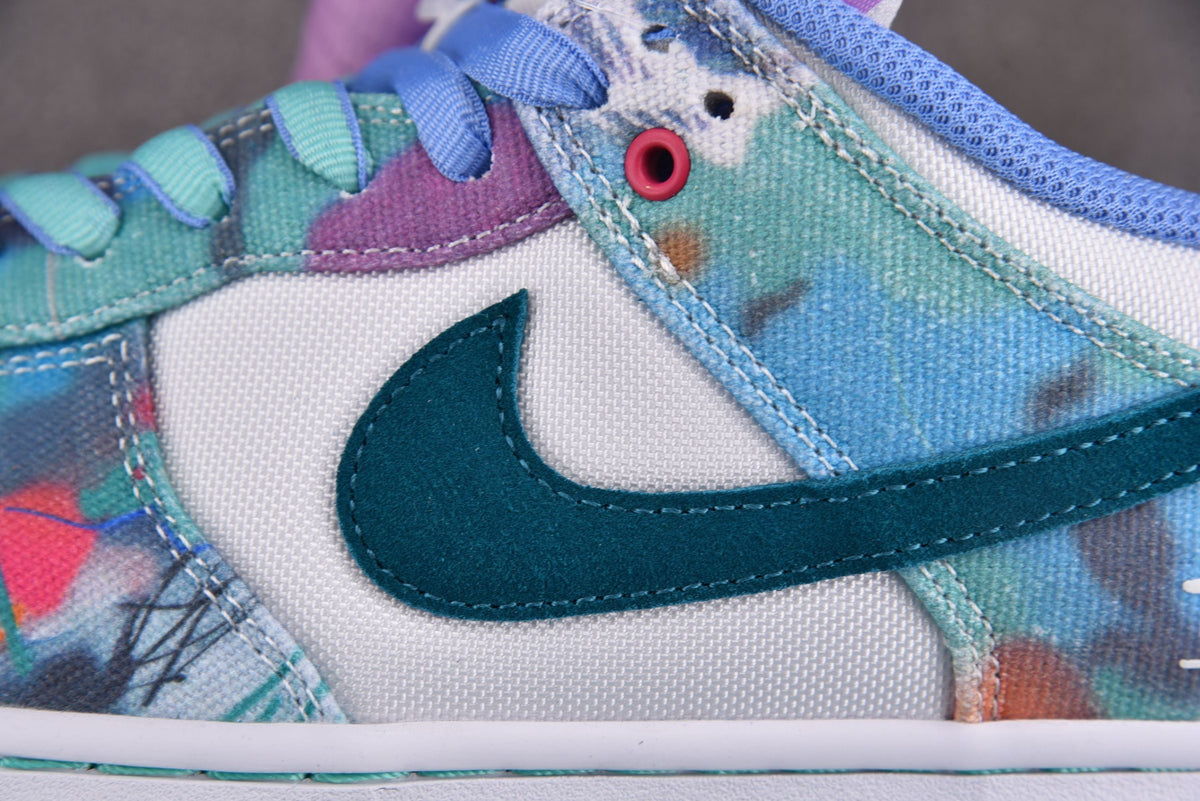 Nike SB Dunk x Futura Laboratories