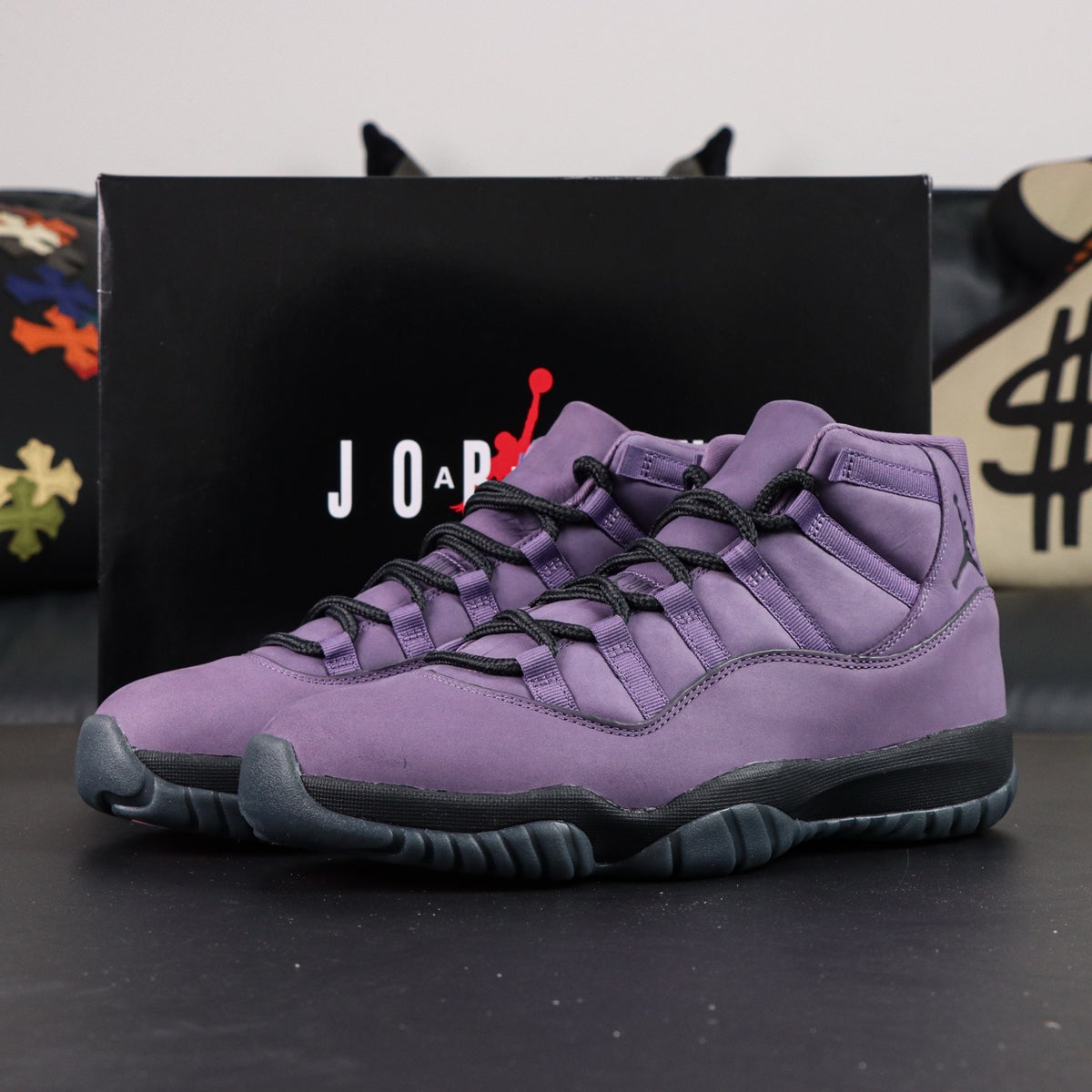Jordan 11 Retro Mojave