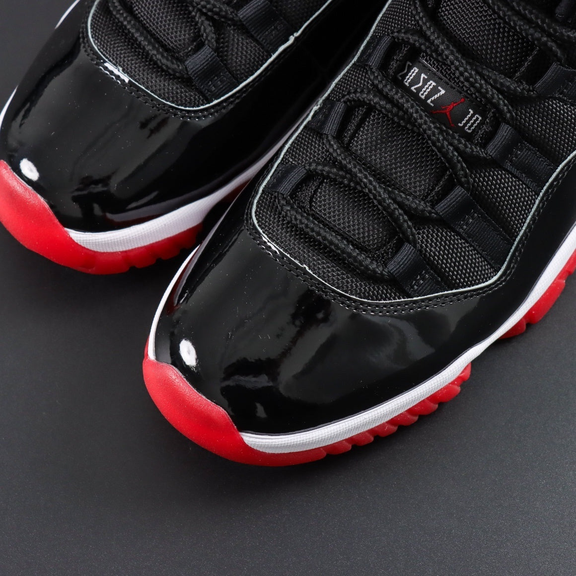 Air Jordan 11 Retro Playoff Bred