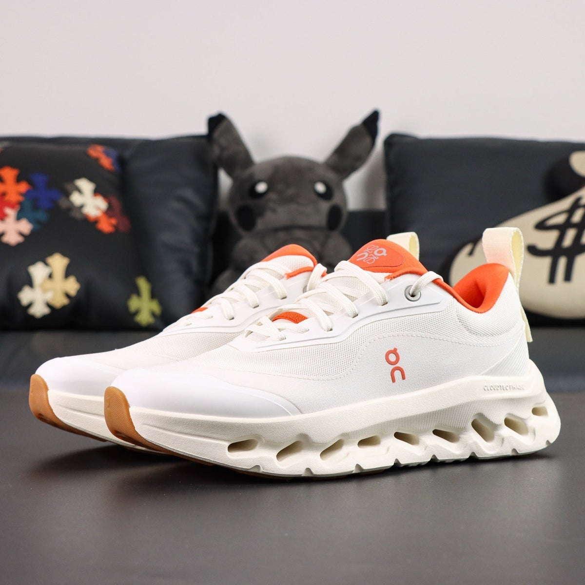 Cloudsurfer white and orange