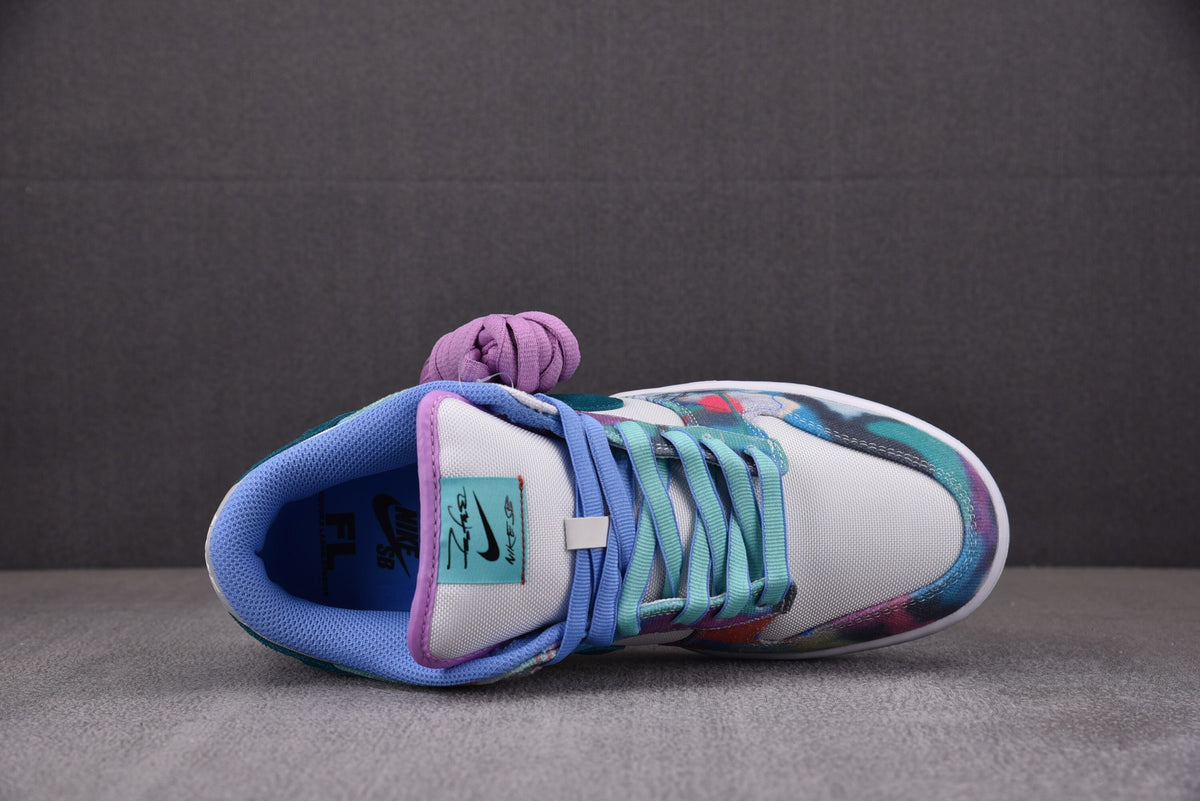 Nike SB Dunk x Futura Laboratories