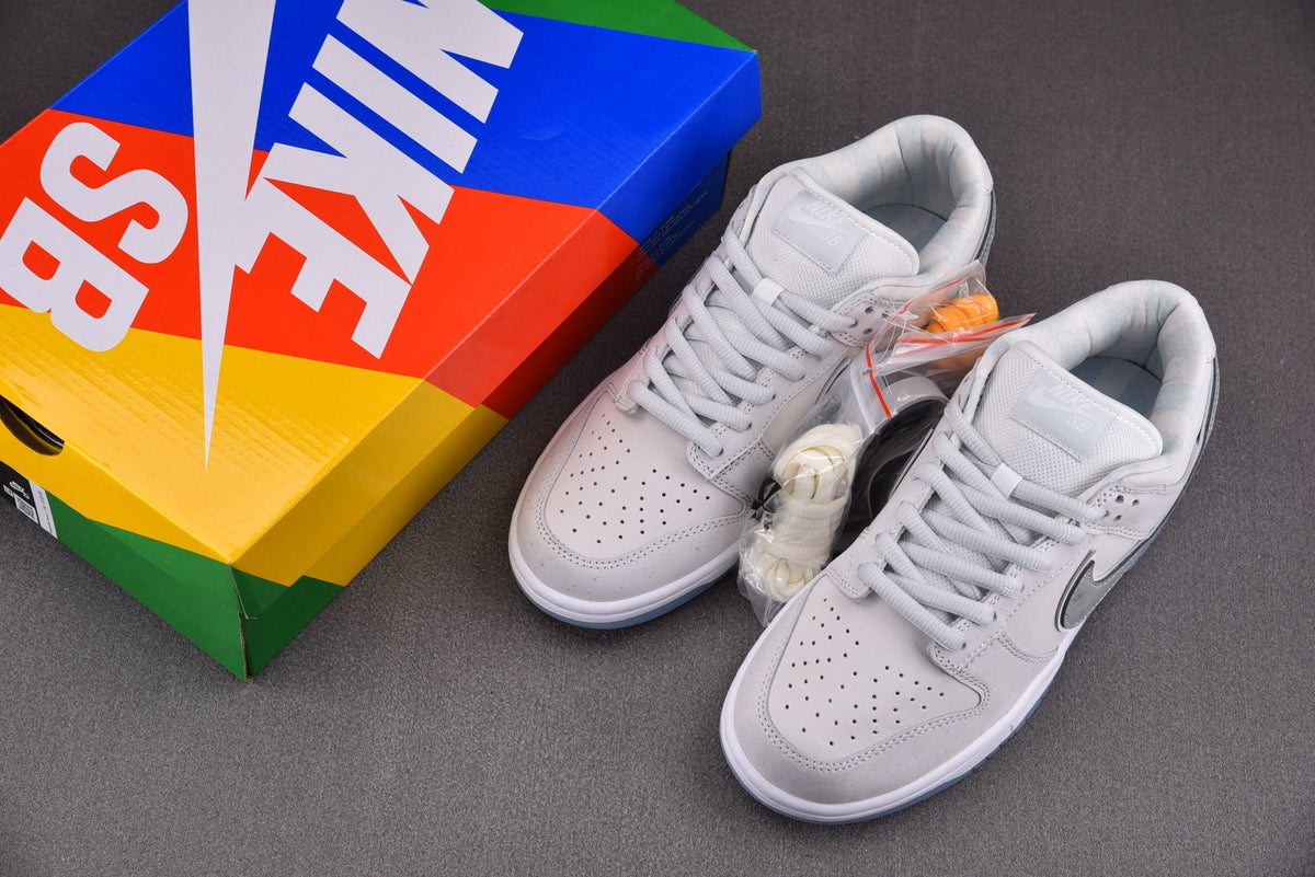 Nike SB Dunk White Lobsters