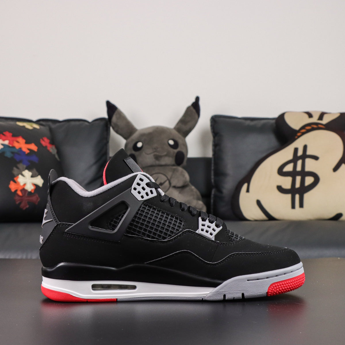 Jordan 4 Retro OG Bred (2026)