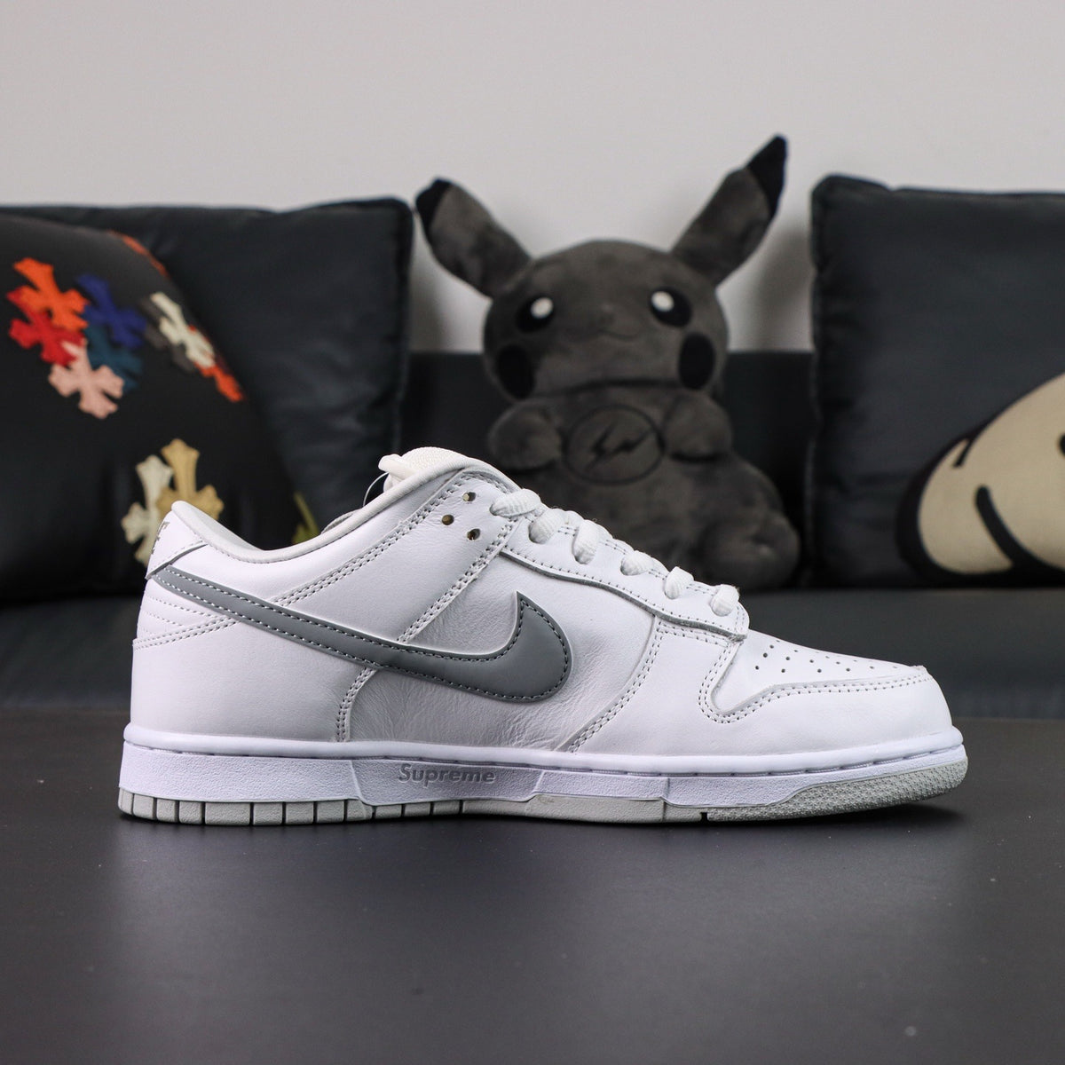 Nike SB Dunk Low Supreme 94 White Metallic Silver