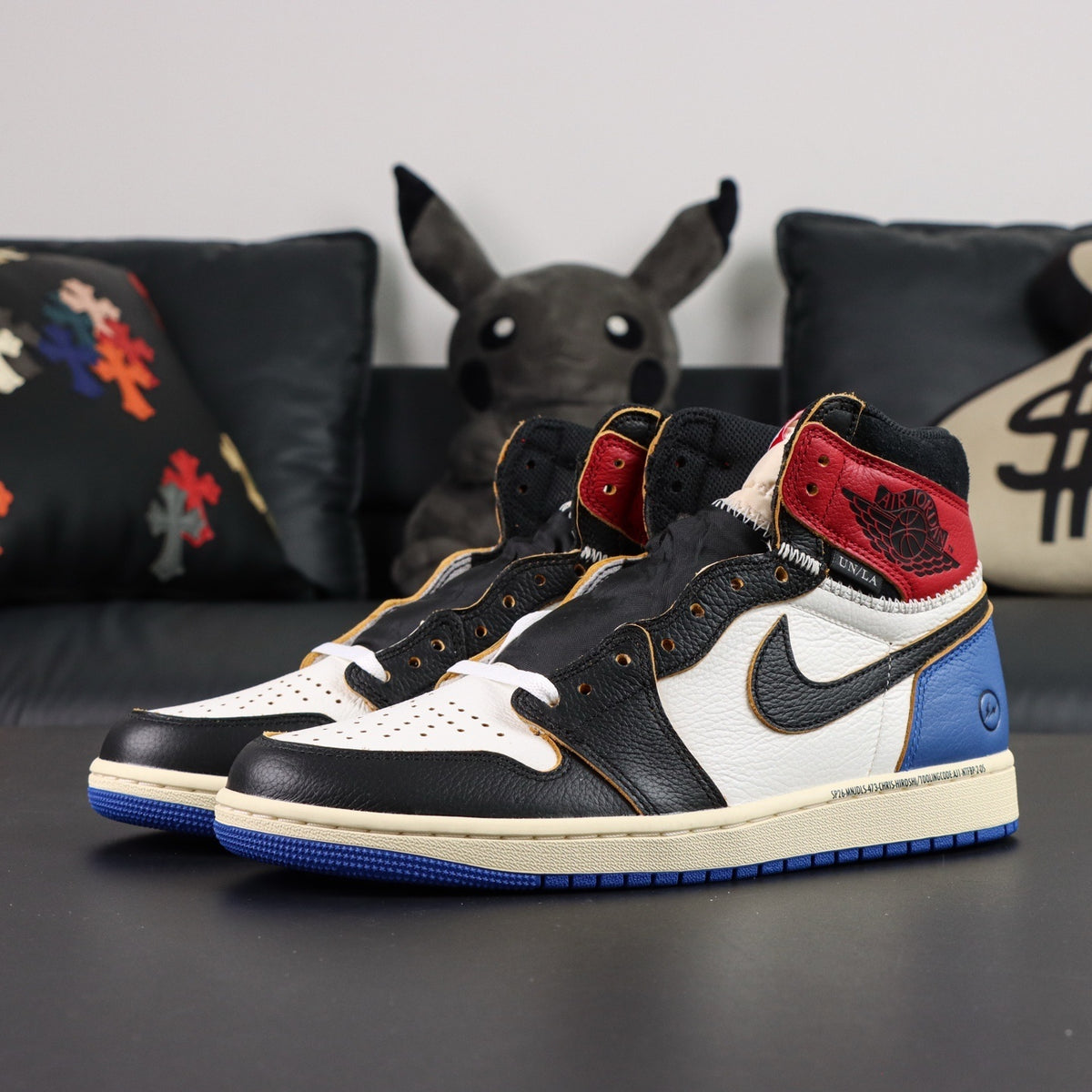 Air Jordan 1 Retro High OG SP Fragment x Union LA Varsity Red Sport Royal