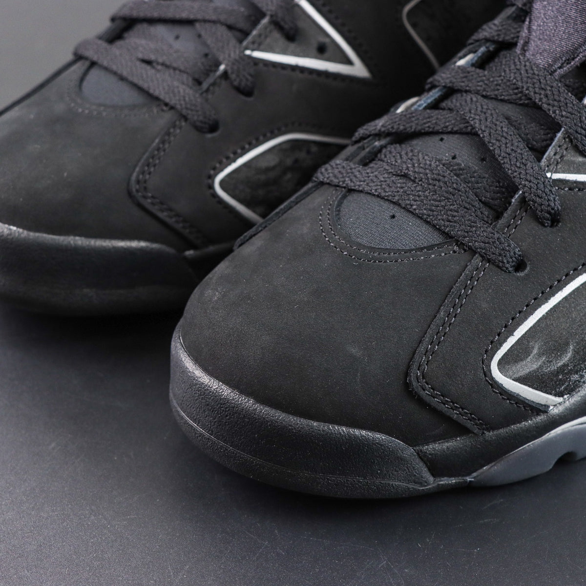 Jordan 6 Retro Cap and Gown