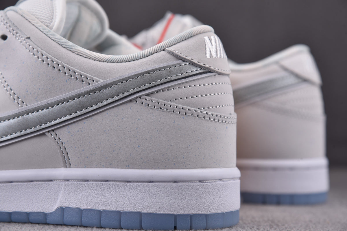 Nike SB Dunk White Lobsters