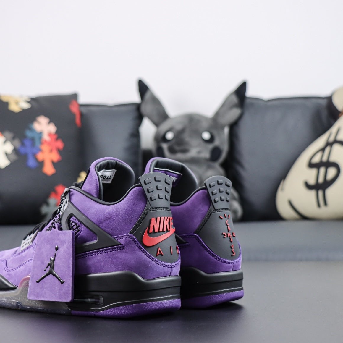 Air Jordan 4 x Travis Scott F&F