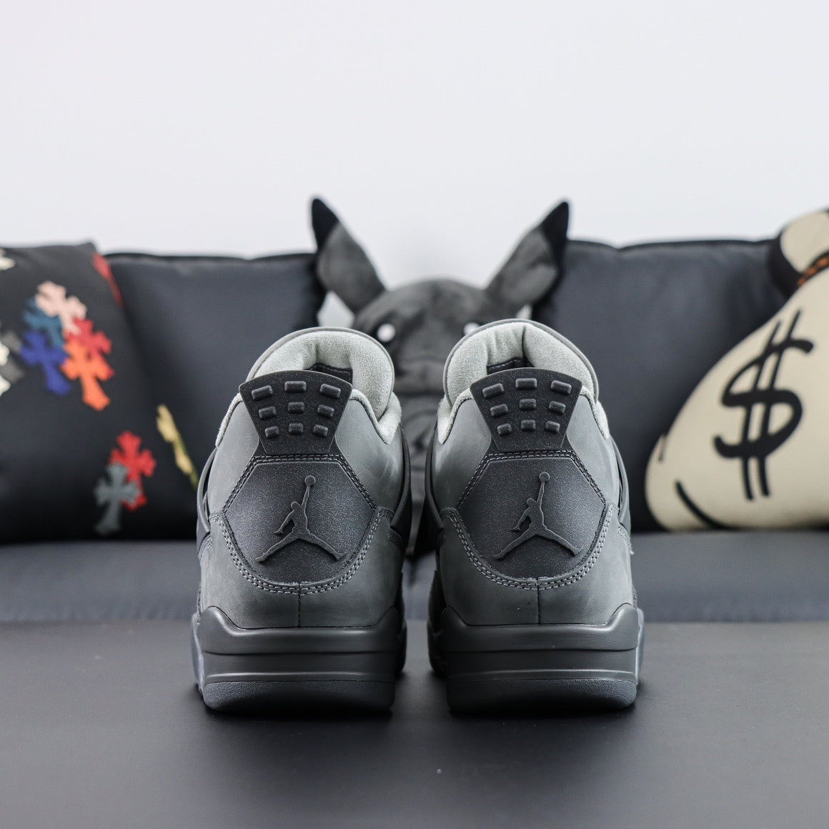 Air Jordan 4 Retro OG Wet Cement
