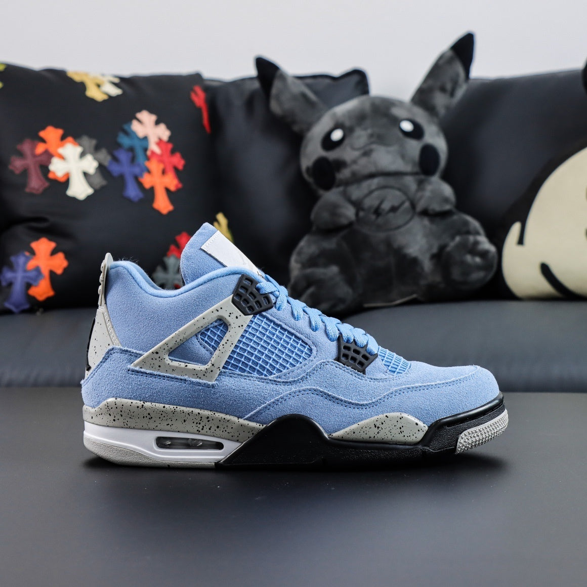 Air Jordan 4 UNC Blue