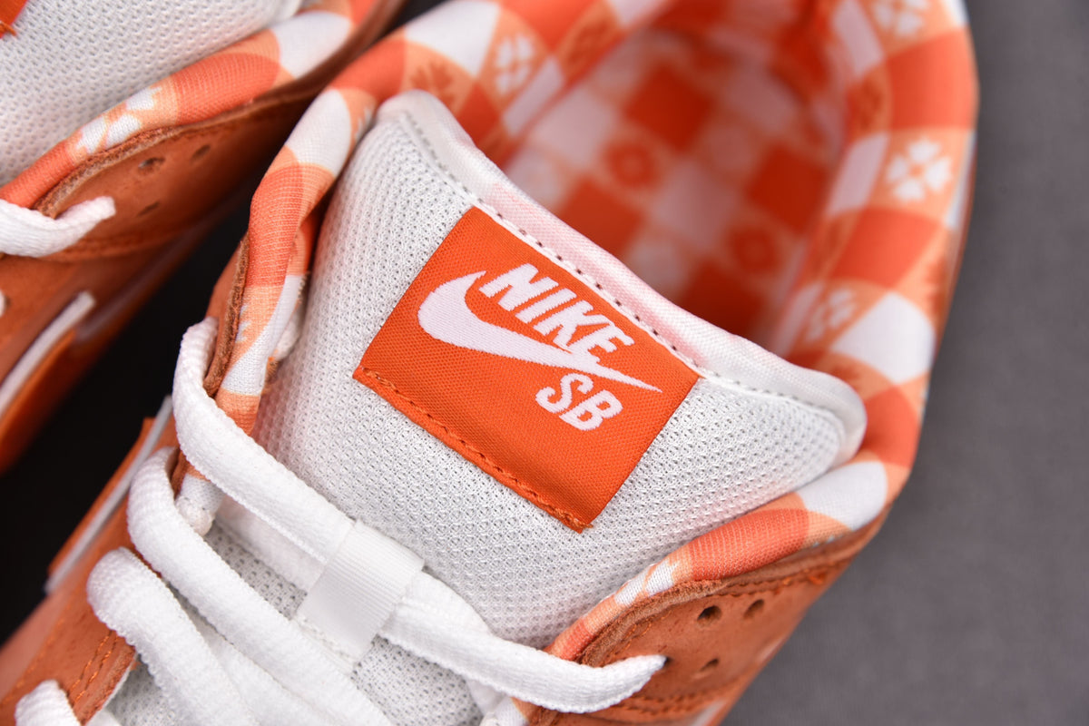 Nike SB Dunk Orange Lobsters