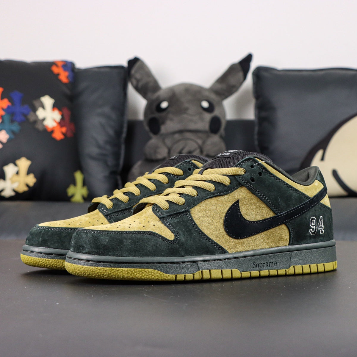 Nike SB Dunk Low Supreme 94 Camper Green