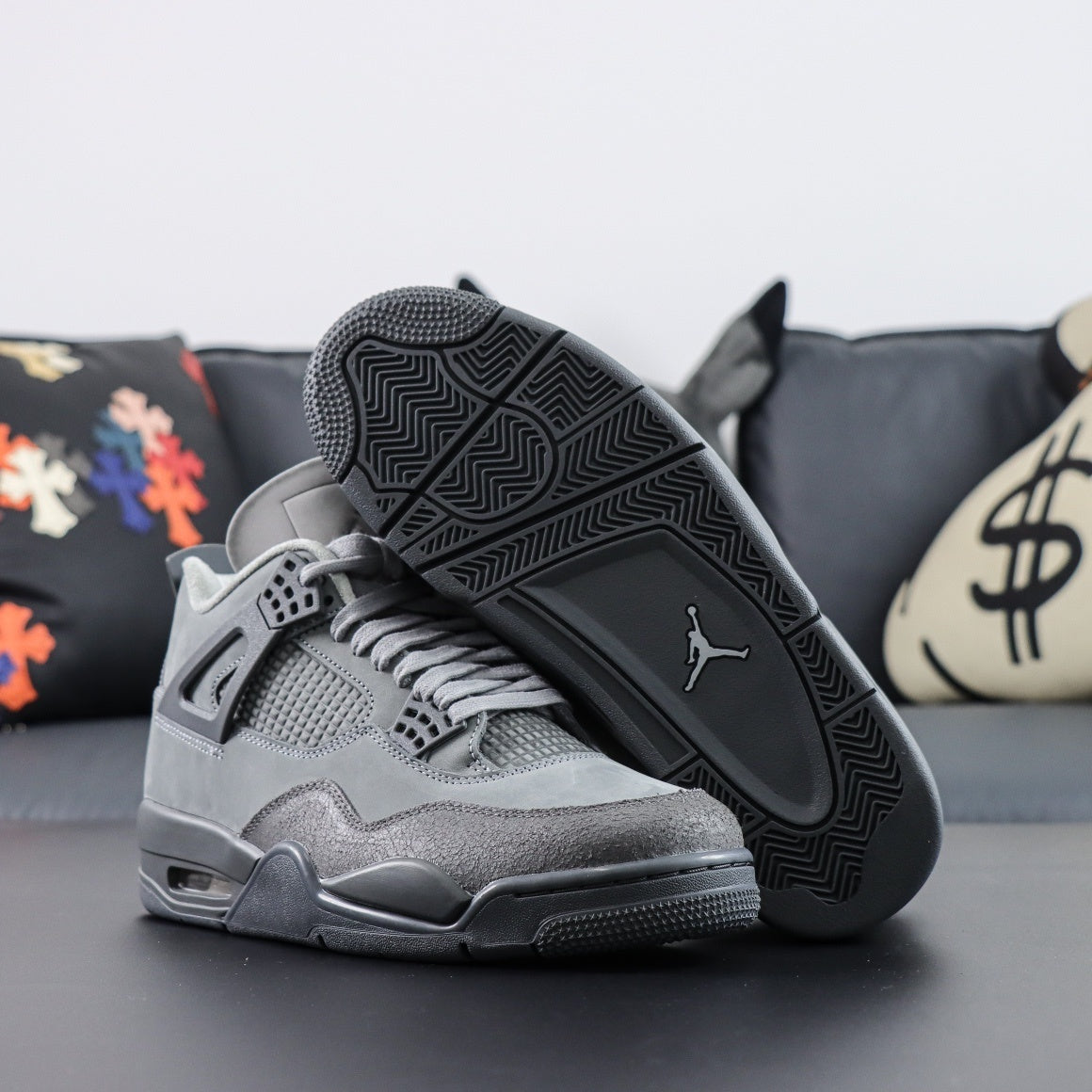 Air Jordan 4 Retro OG Wet Cement