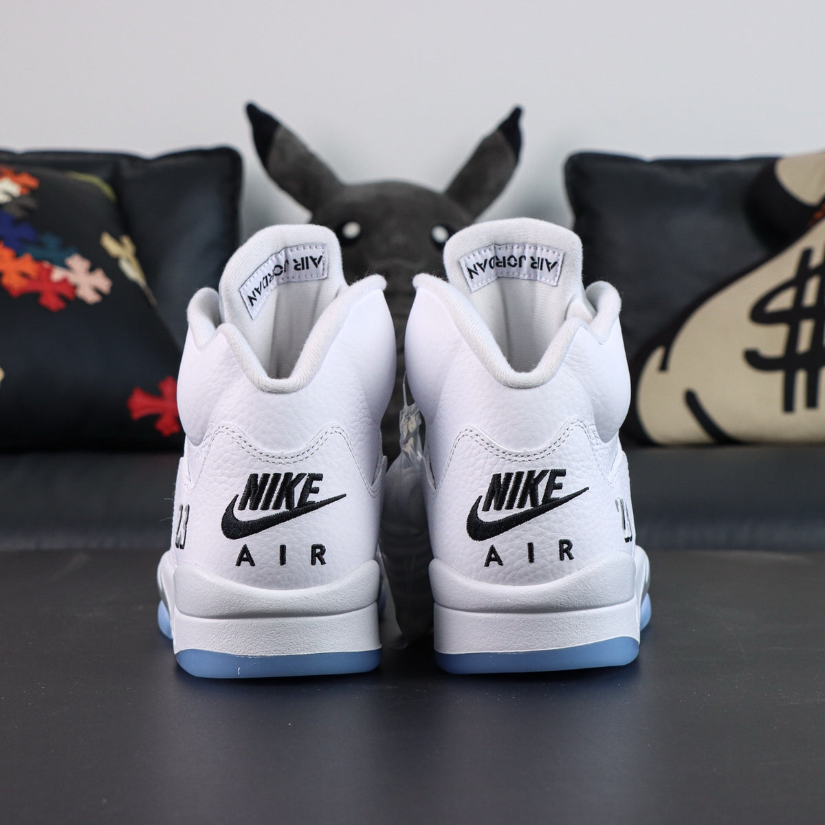 Jordan 5 Retro White Metallic [2026]