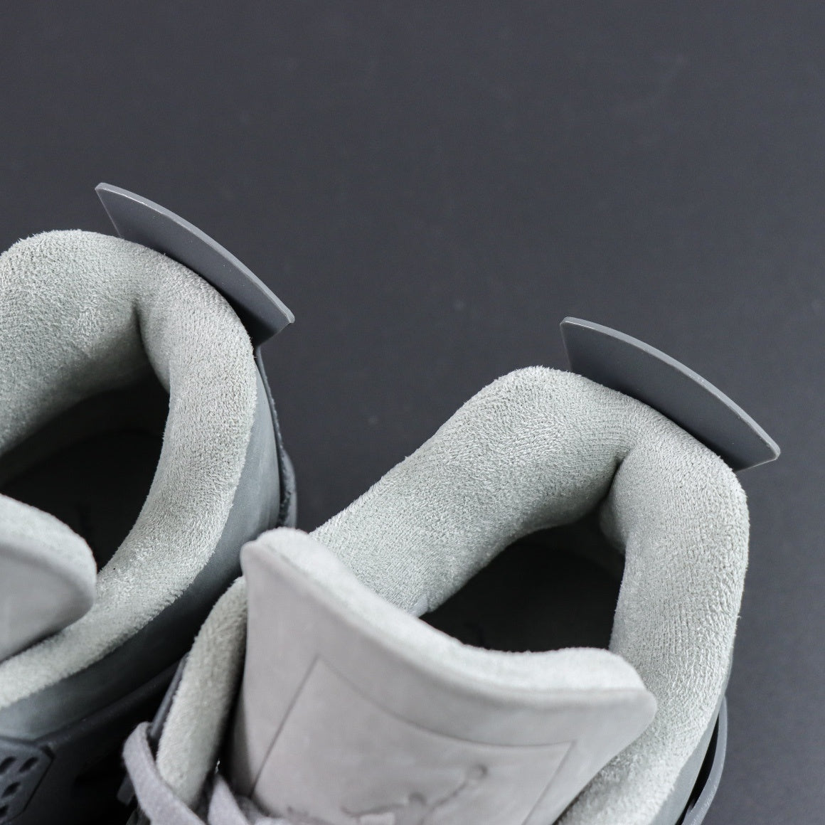 Air Jordan 4 Retro OG Wet Cement