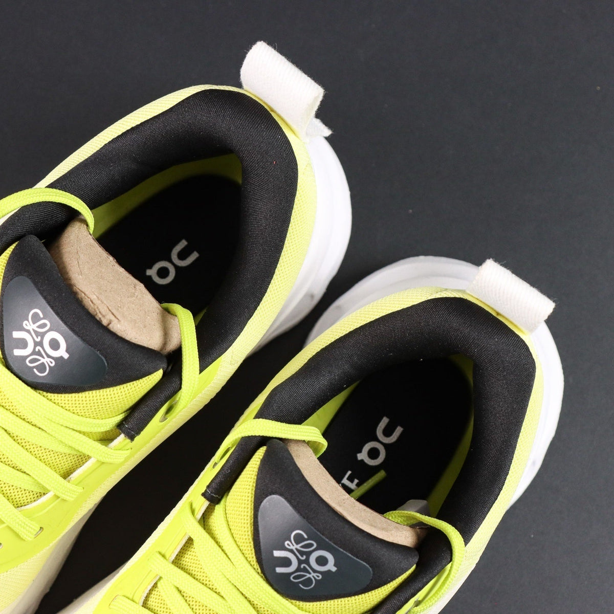 Cloudsurfer neon yellow