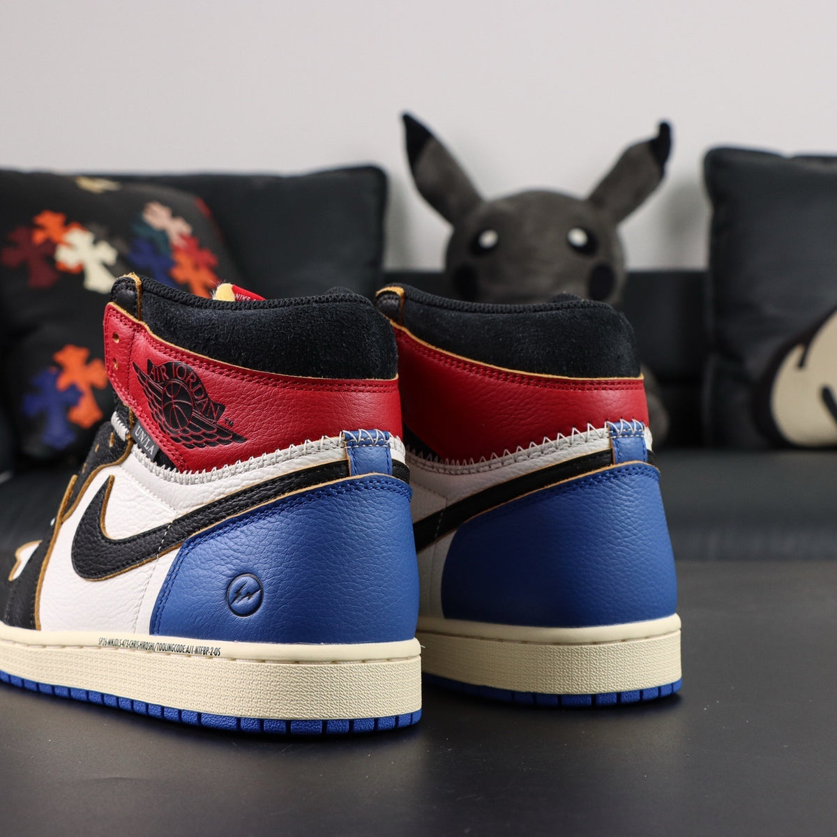 Air Jordan 1 Retro High OG SP Fragment x Union LA Varsity Red Sport Royal