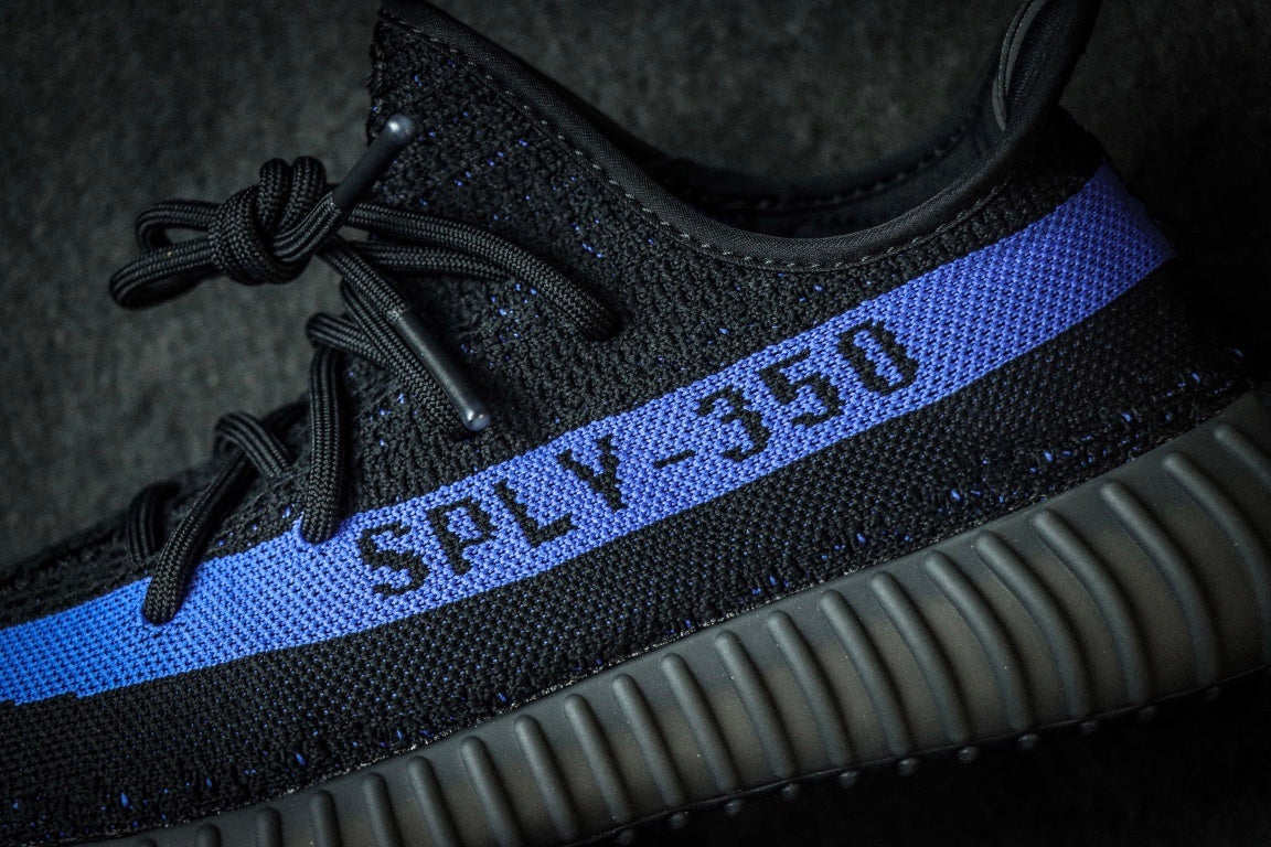 Yeezy Boost 350 V2 Dazzling Blue