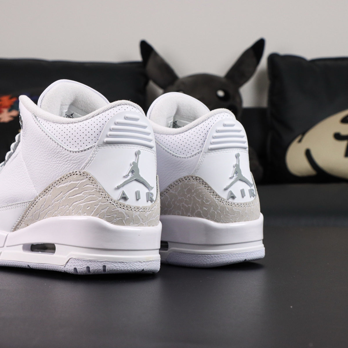 Air Jordan 3 Pure Money