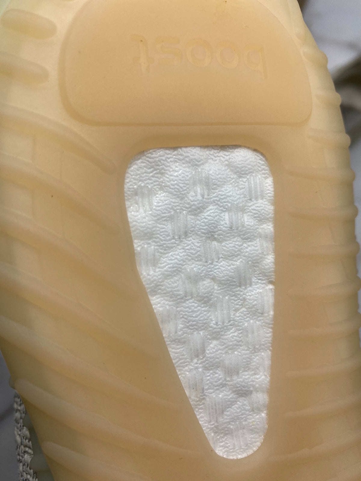Yeezy Boost 350 V2 Lundmark Reflective