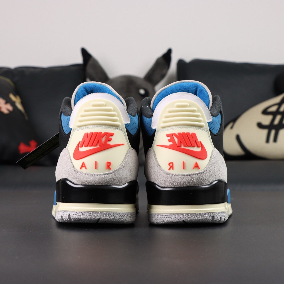 Air Jordan 3 Retro Rare Air