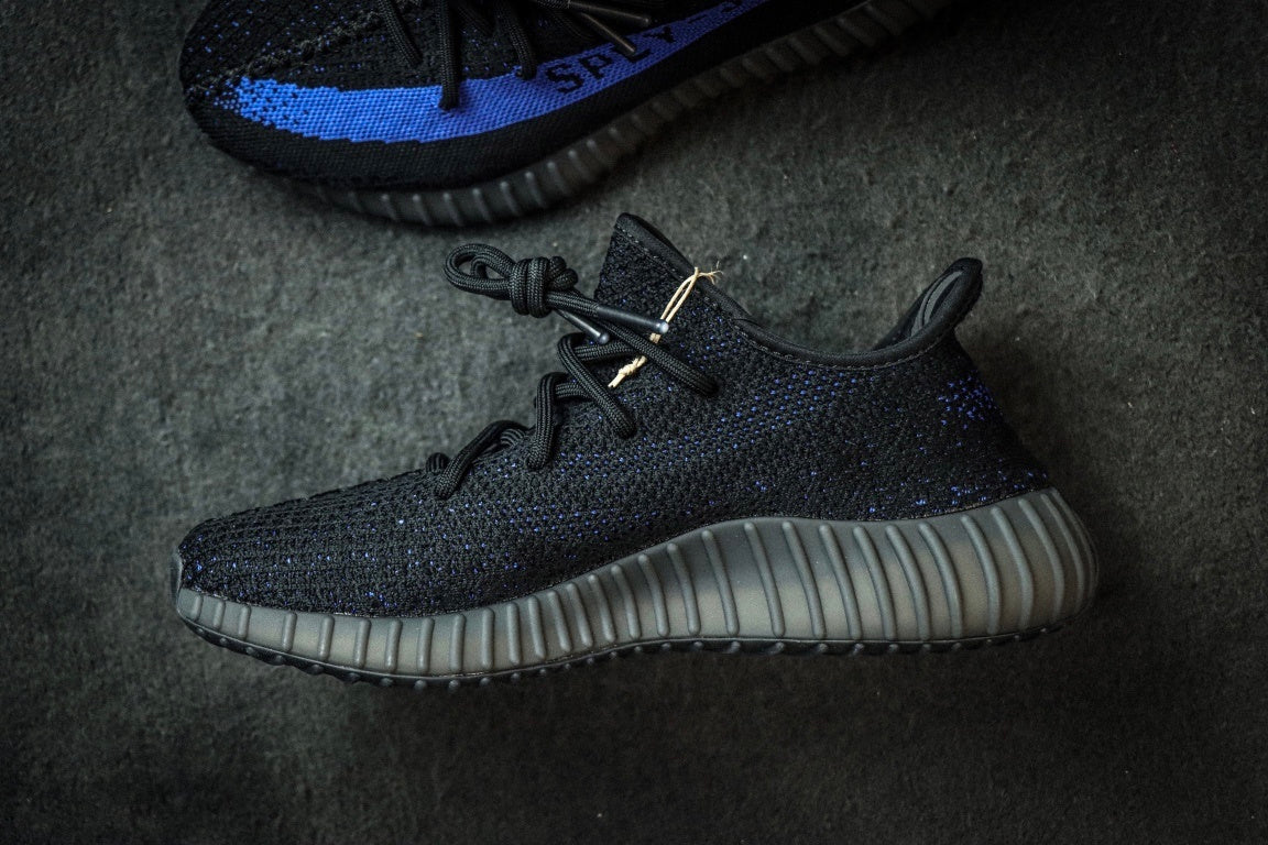 Yeezy Boost 350 V2 Dazzling Blue