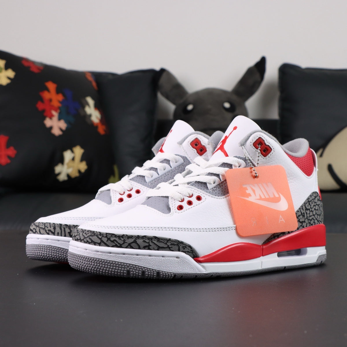 Air Jordan 3 Retro OG Fire Red [2022]